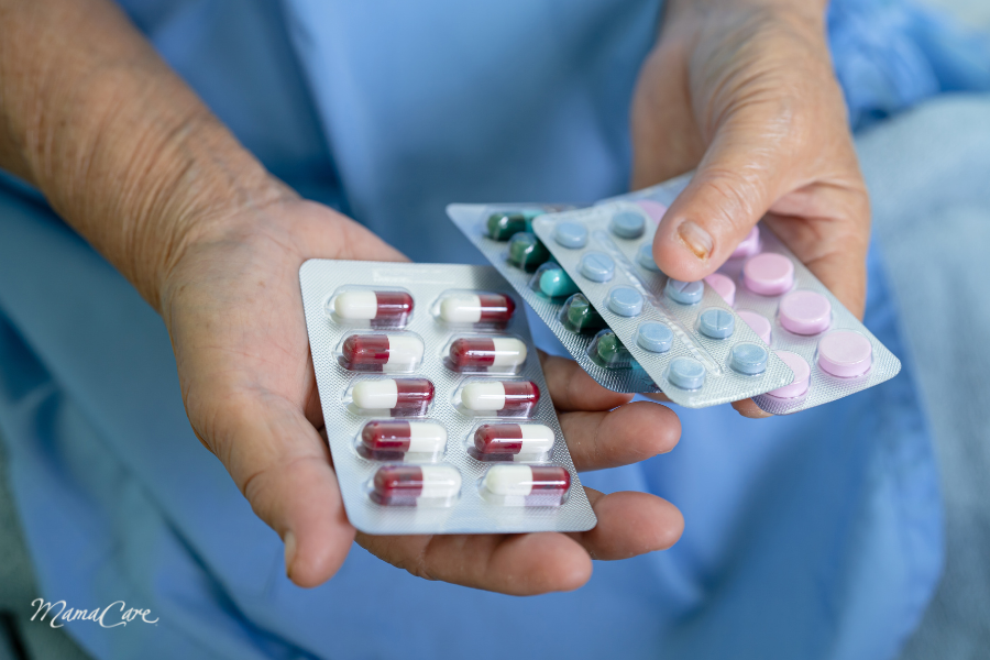 Kháng sinh có thể tiêu diệt cả lợi khuẩn trong đường ruột