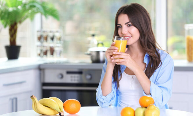 Nước ép cho người bị gout cần hạn chế các thành phần tăng axit uric
